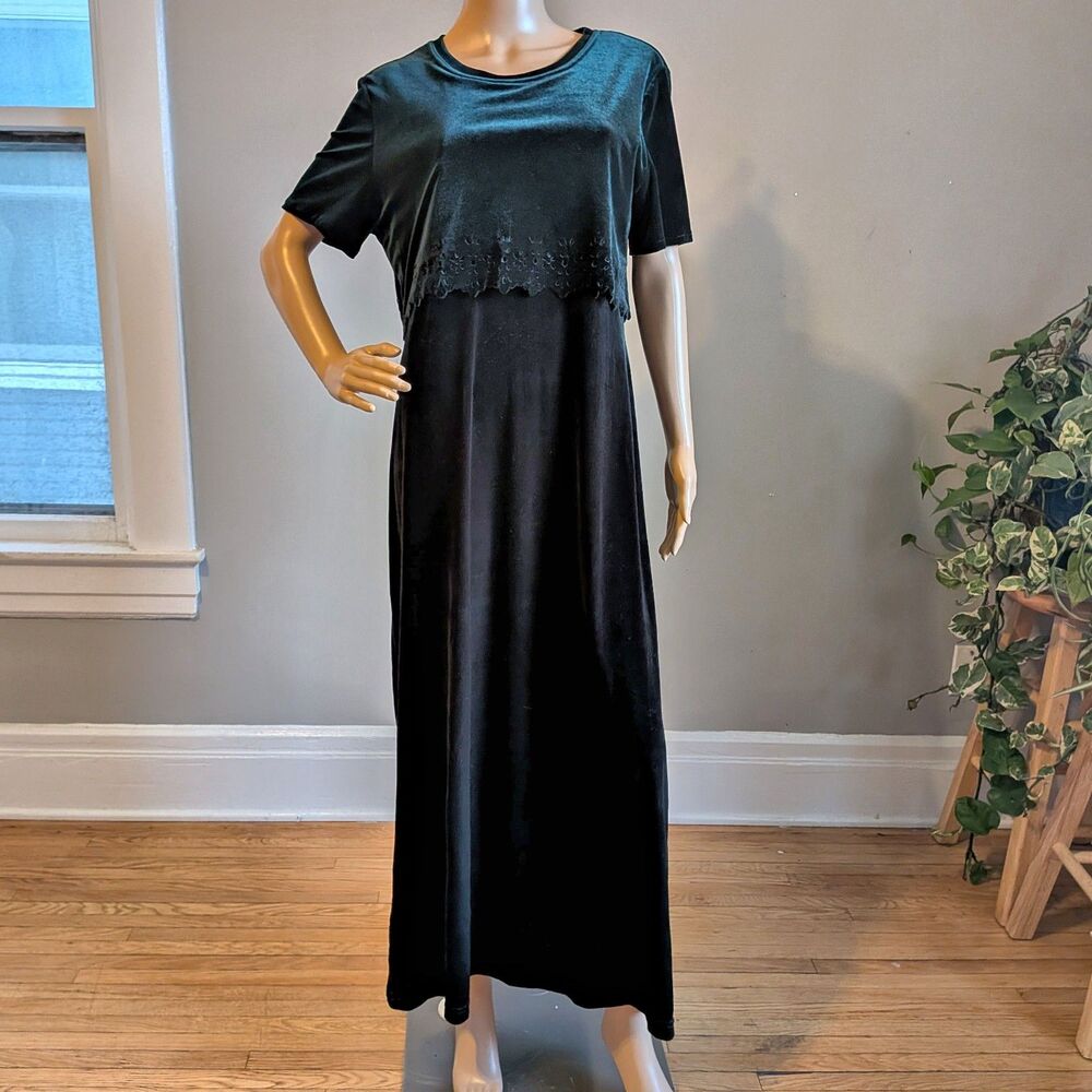 Vintage 1990s Green Velvet Maxi Dress Whimsygoth Cottagecore Size Medium
